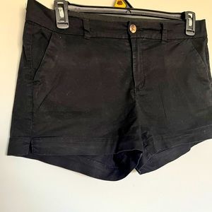 Woman’s everyday short- Old Navy